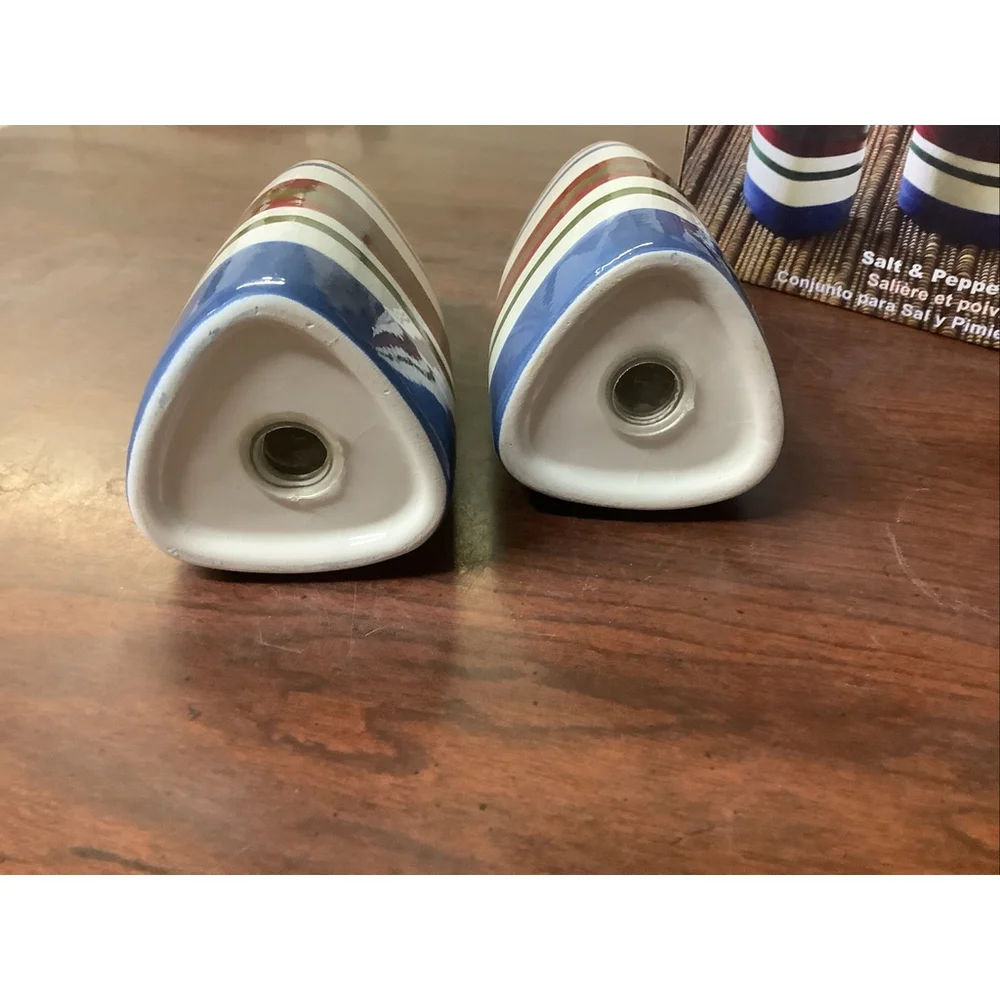 Quattro Salt And Pepper Shakers Ceramic